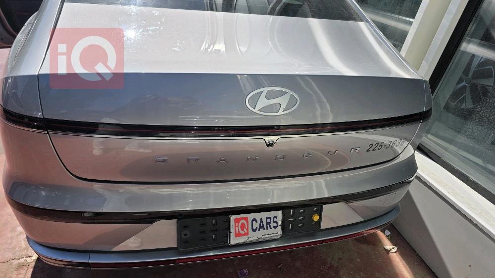 هيونداي غراندور